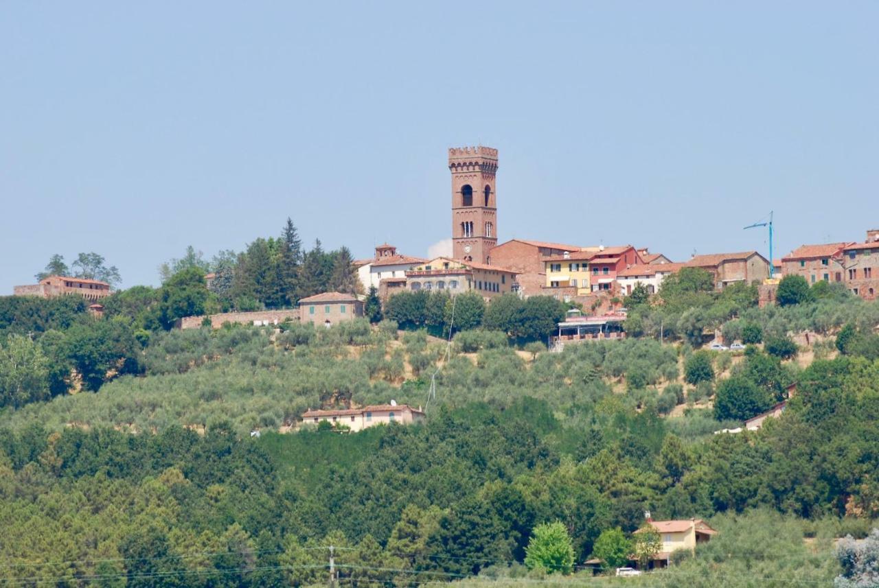 Agriturismo Tori 2 Montecarlo Dış mekan fotoğraf